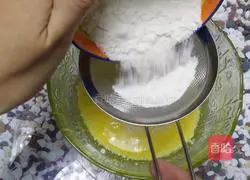 Illustration of how to make chiffon cake 2