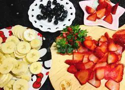 Illustration of how to make cream fruit cake 2