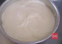 Illustration of how to make eight-inch chiffon cake 6