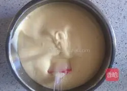 Illustration of how to make chiffon cake 13