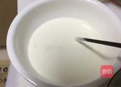 Strawberry Cream Cake Recipe Illustration 1