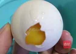 Illustration of how to make rice cooker chiffon cake 5