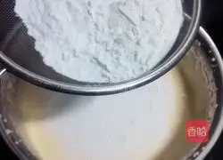 Double-layered Blueberry Honey Bean Cake Roll Recipe Illustration 4