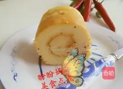 Illustration of how to make red yeast cake roll 12