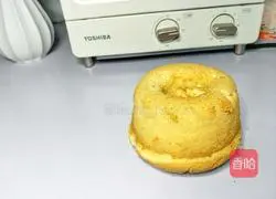 Strawberry Cream Cake Recipe Illustration 13