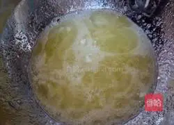 Illustration of how to make eight-inch chiffon cake embryo 8