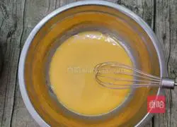 eight Illustration of how to make chiffon cake 3