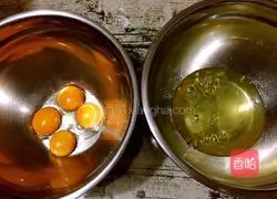 Coconut Cake Roll Recipe Illustration 2