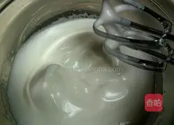 Illustration of how to make meat floss cake rolls 8