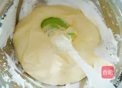 Illustration of how to make original chiffon cake 14