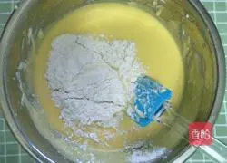 Illustration of how to make low-oil and low-sugar yogurt cheesecake 3