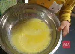 Rainbow Chiffon Cake Recipe Illustration 6