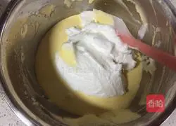 Illustration of how to make bird's nest fruit cake roll 8