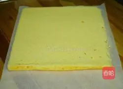 Illustration of how to make meat floss cake rolls 8