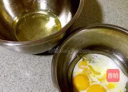 Red Velvet Chiffon Cake Recipe Illustration 2