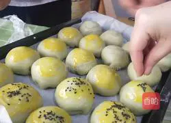 Macaron Egg Yolk Crisp Recipe Illustration 5