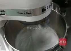 Illustration of how to make chiffon cake 2