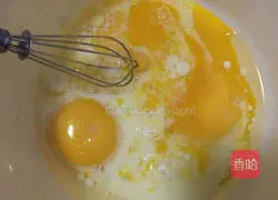 Illustration of how to make chiffon cake 5