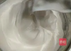 Illustration of how to make chiffon cake 5