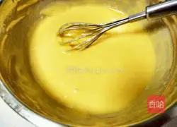 Strawberry Jam Cake Roll Recipe Illustration 6