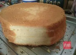 Illustration of how to make eight-inch yogurt chiffon cake 4