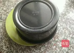 Illustration of how to make chiffon cake 14