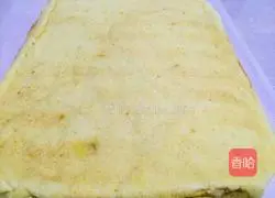 Illustration of how to make pumpkin puree cake roll 18