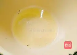 Illustration of how to make Xiwang Oil Cake Roll 7