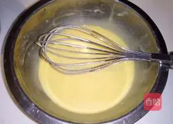 Illustration of how to make meat floss and seaweed cake rolls 4