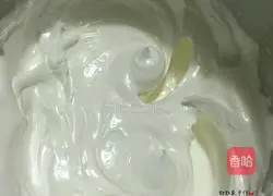 French Macaron Illustration of how to do it 3