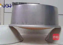 Illustration of how to make 8-inch chiffon cake 11