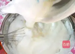 Illustration of how to make dry cranberry cake rolls 13