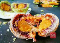 Colorful Mochi Egg Yolk Crisp Recipe Illustration 19