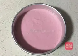 Illustration of how to make dragon fruit chiffon cake (8 inches) 12