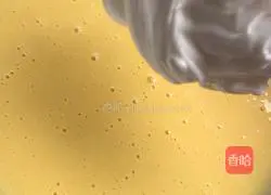 Illustration of how to make chiffon cake 10