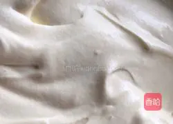 Illustration of how to make chiffon cake 11