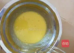 Illustration of how to make dry cranberry cake rolls 3