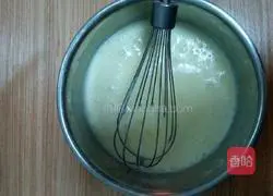 Illustration of how to make fragrant Portuguese egg tarts 2