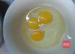 Illustration of how to make chiffon cake 1