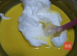 Strawberry Cake Roll Recipe Illustration 9