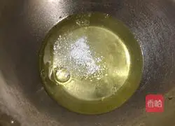 Illustration of how to make cream cake roll 6