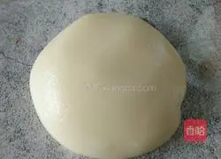 Illustration of how to make colorful mochi egg yolk cake 2