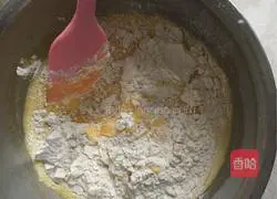 Illustration of how to make cream cake roll 6