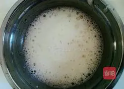 Illustration of how to make four-inch chiffon cake 4