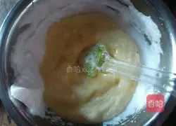 Cocoa Chiffon Cake Recipe Illustration 4