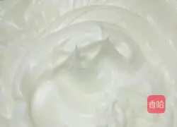 Hand-painted strawberry cake roll recipe 9