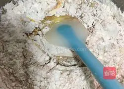 Illustration of how to make tiramisu without whipped cream 8