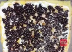 Double-layer blueberry honey bean cake roll recipe 18