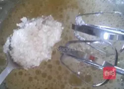 Illustration of how to make original chiffon cake 9