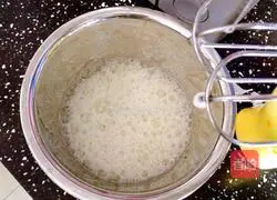 Cocoa Chiffon Cake Recipe Illustration 8